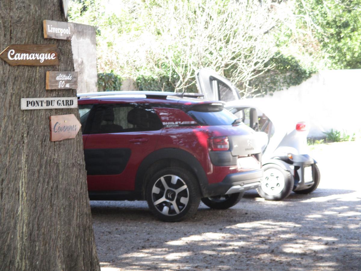 Hotel La Tour Des Fees Quissac  Bagian luar foto