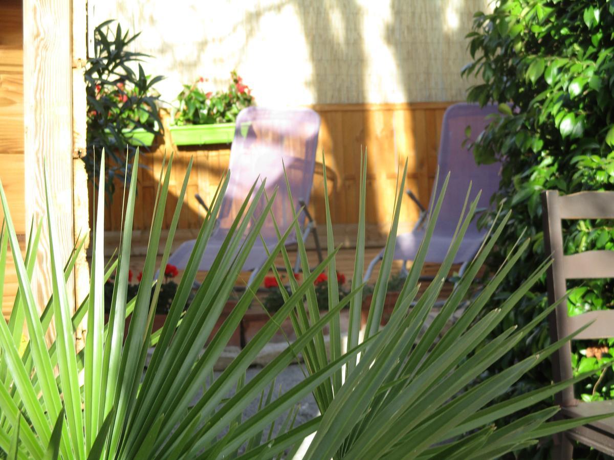 Hotel La Tour Des Fees Quissac  Bagian luar foto
